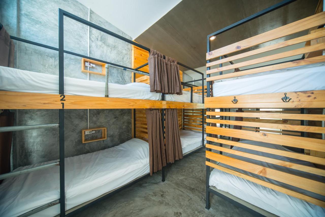 Chillhub Hostel Phuket Pantai Bang Tao Luaran gambar